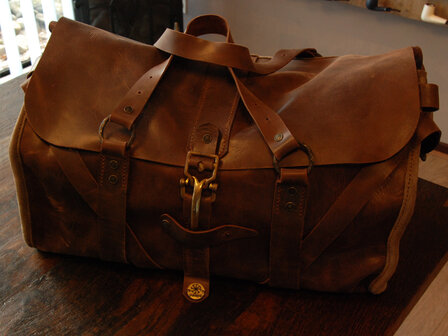 Smoky (City) Pipe smoker's weekender bag